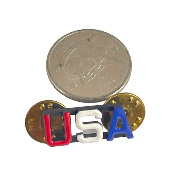 Patriotic USA Lapel Pin Badge With Dual Clutch Backings - Picture 5 of 5
